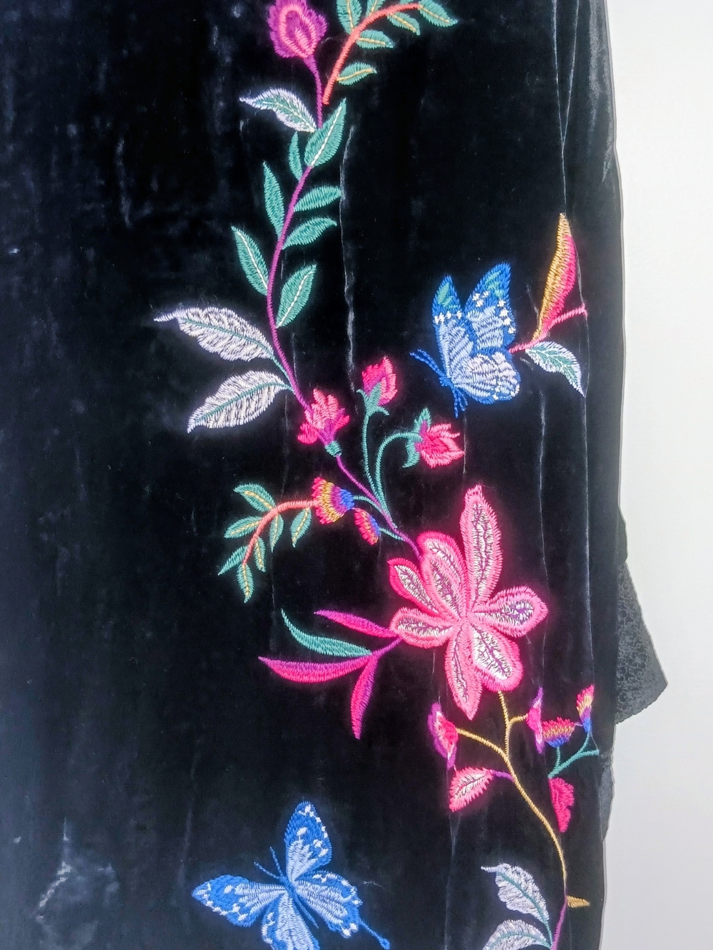 JOHNNY WAS SANDRA EMBROIDERED VELVET WIDE CUFF KIMONO BLACK SZ 2XL NWOT $395 - Picture 7 of 7